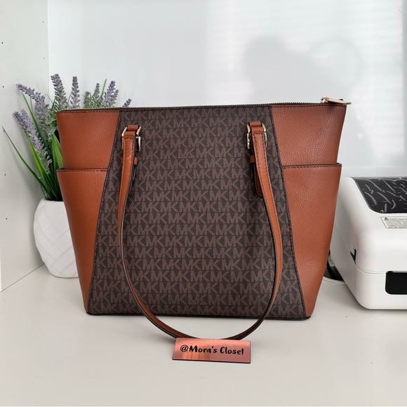 Michael Kors Purss - Picture 2 of 9